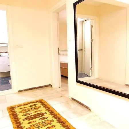 Amazing View, 1-Bedroom, Parking, Wifi, Quiet, Terrace, 4 People Flat Apartmán